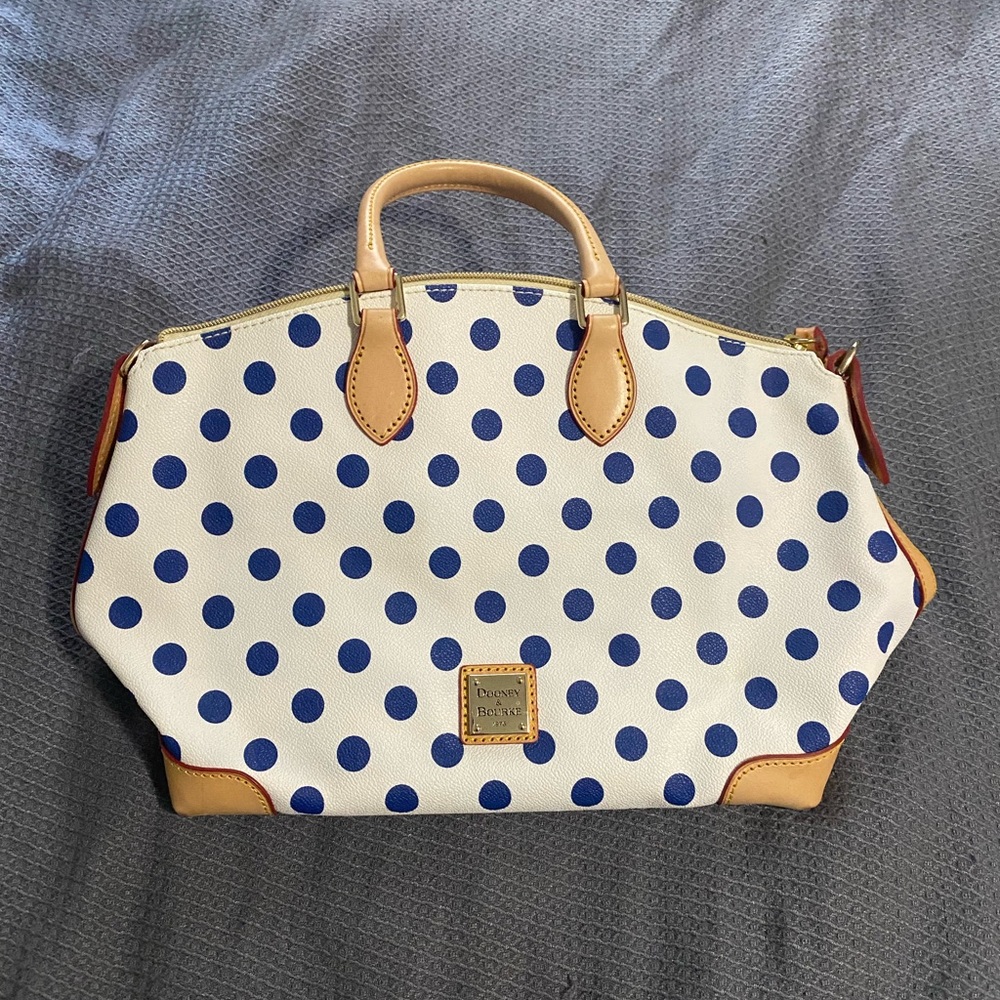 NWOT Dooney and Bourke purse